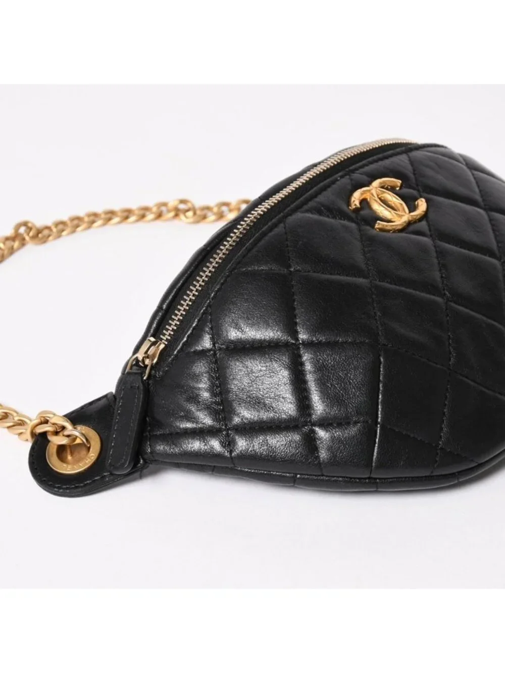 Chanel Quilted Heart Chain Waist Bag Mini Random Model Lambskin Black Gold